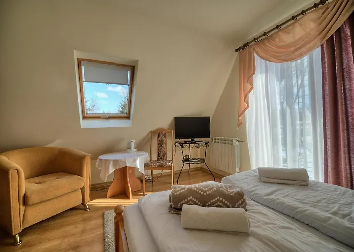 Knieja 住宿加早餐酒店 3*