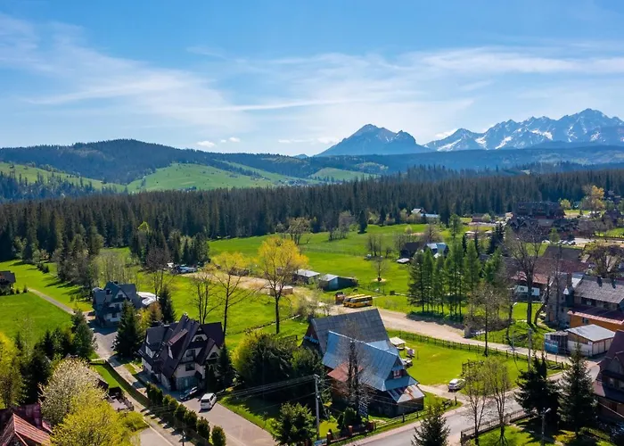 Knieja 住宿加早餐酒店