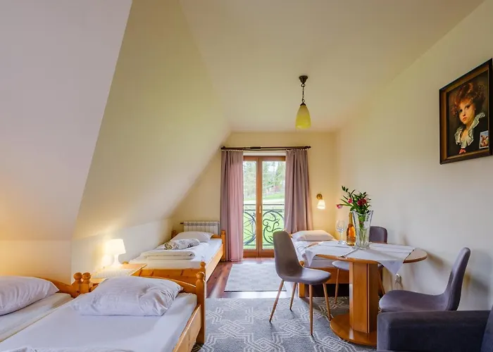 Knieja 住宿加早餐酒店 3*