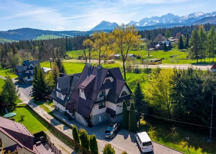 Knieja 3* 穆扎希赫尔