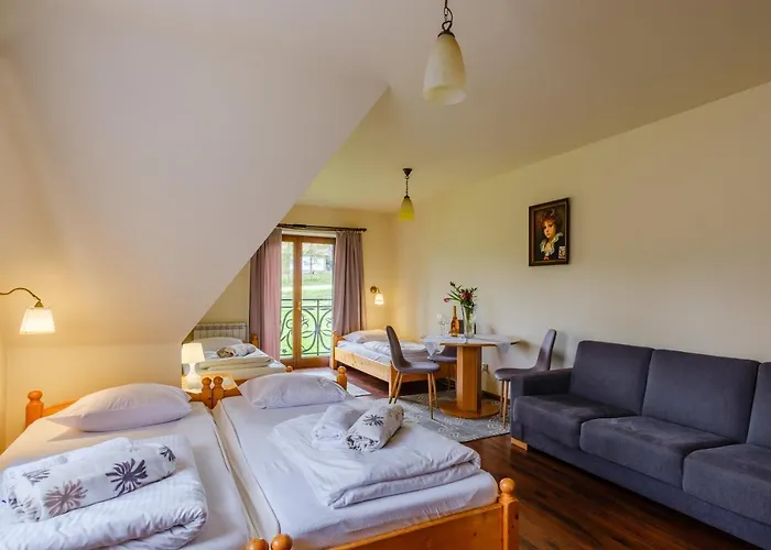 住宿加早餐酒店 Knieja