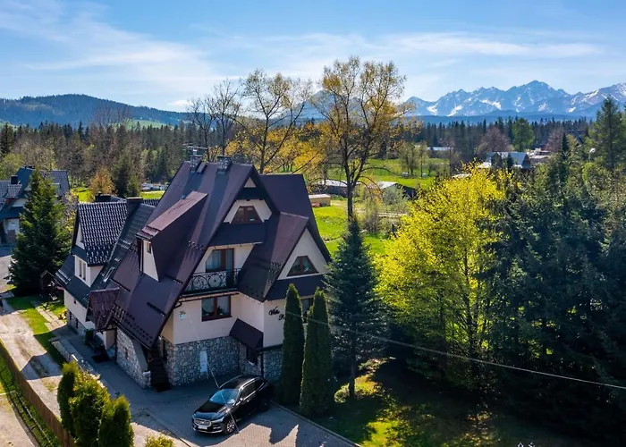 Knieja 住宿加早餐酒店 穆扎希赫尔