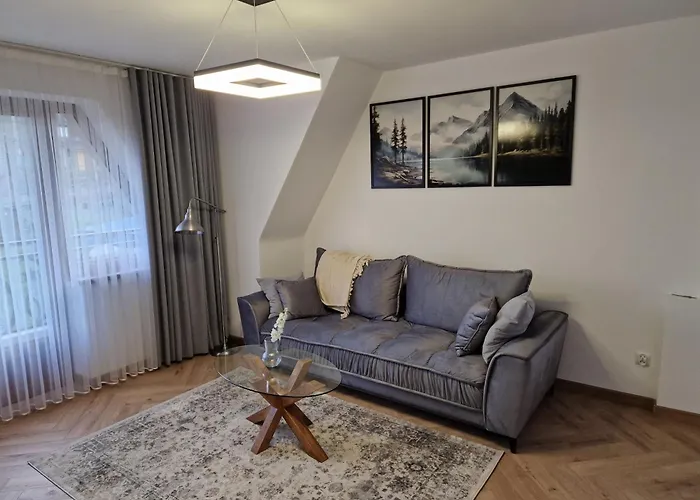 Knieja 3* 穆扎希赫尔