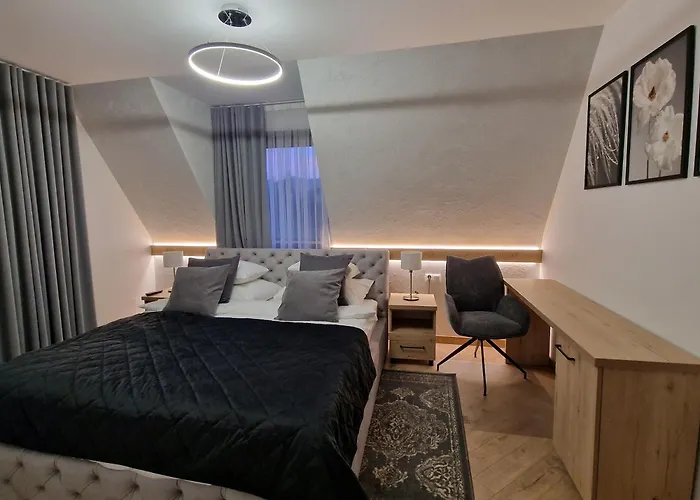 住宿加早餐酒店 Knieja