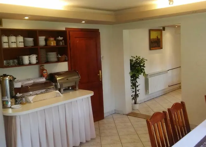 Knieja 住宿加早餐酒店 3*